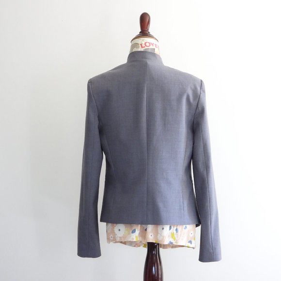 THEORY Lanai Stretch Wool Urban Blazer (Light Blue; size 10) - Picture 4 of 4